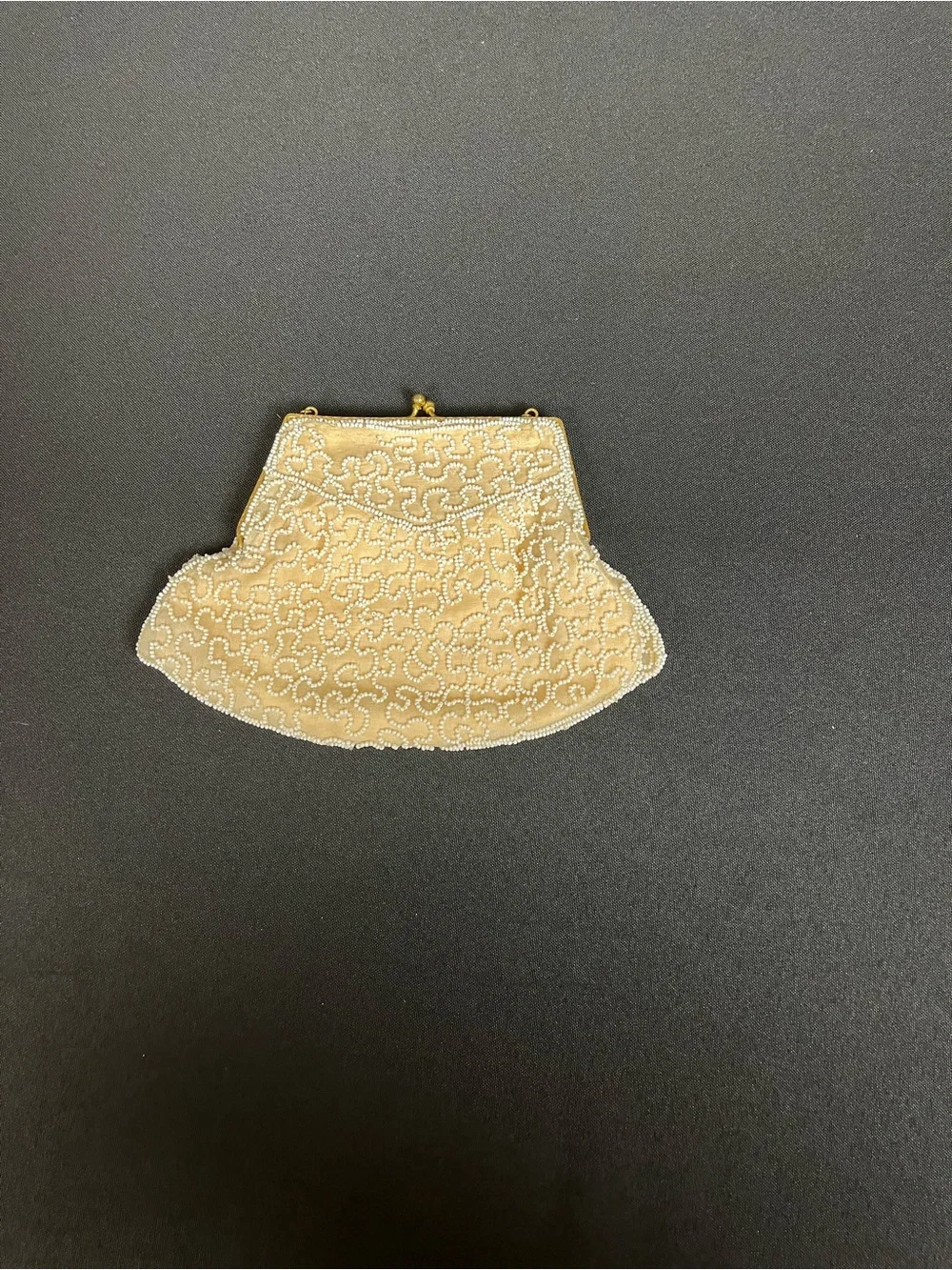 Vintage Cream Ivory Beaded Floral Evening Clutch Purse Kiss Lock